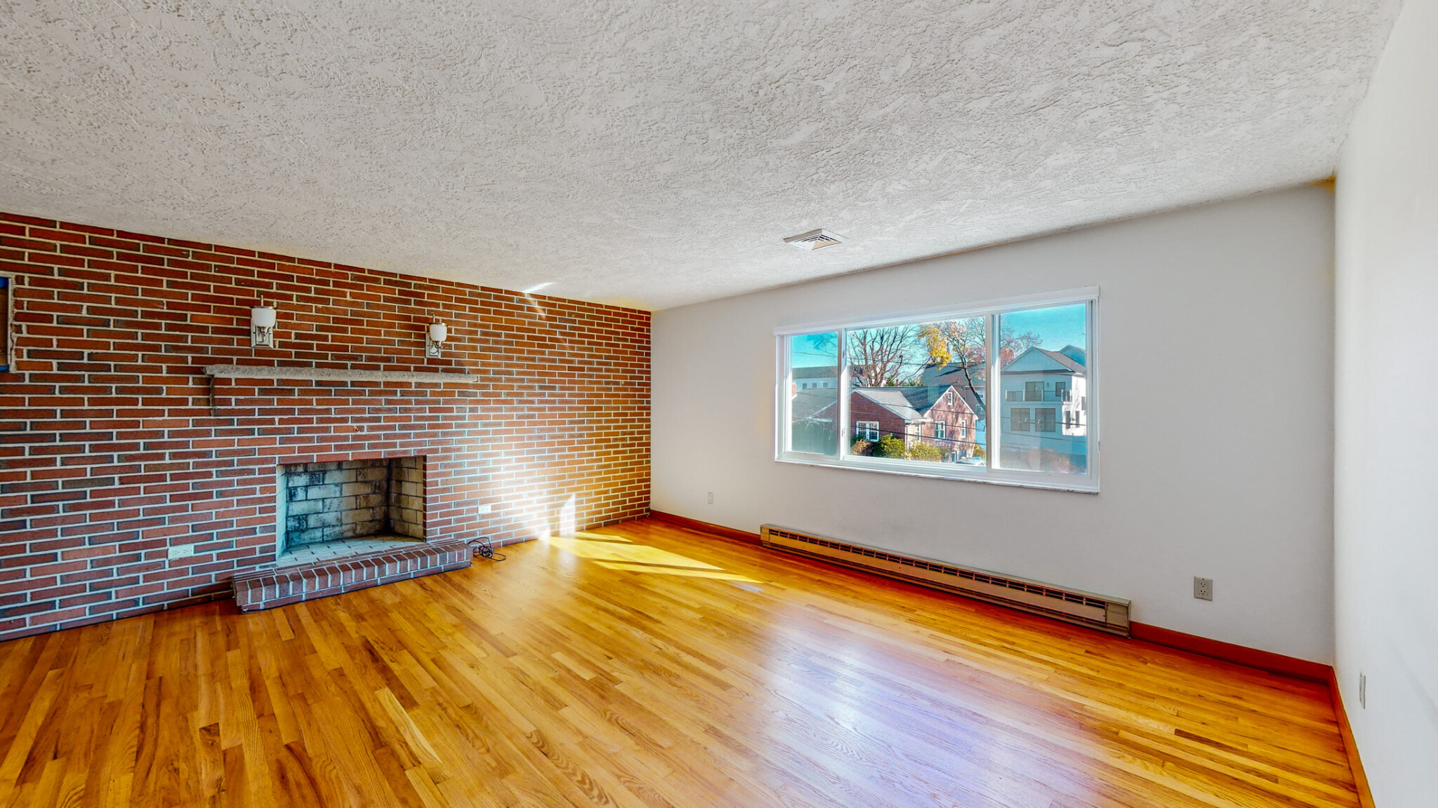 21 Ashmont Ave, Nonantum