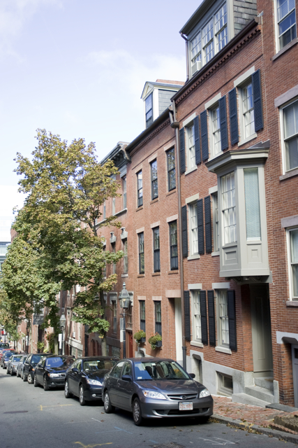 53 Irving St, Beacon Hill