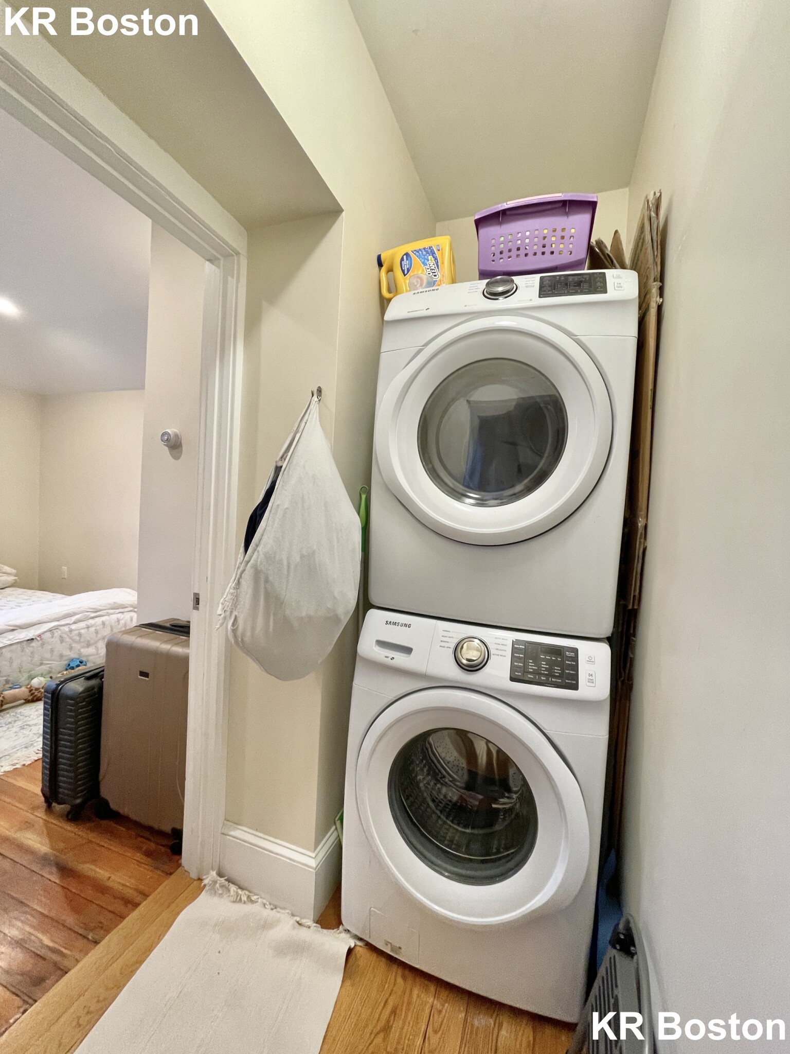 36 High St, Washington Square