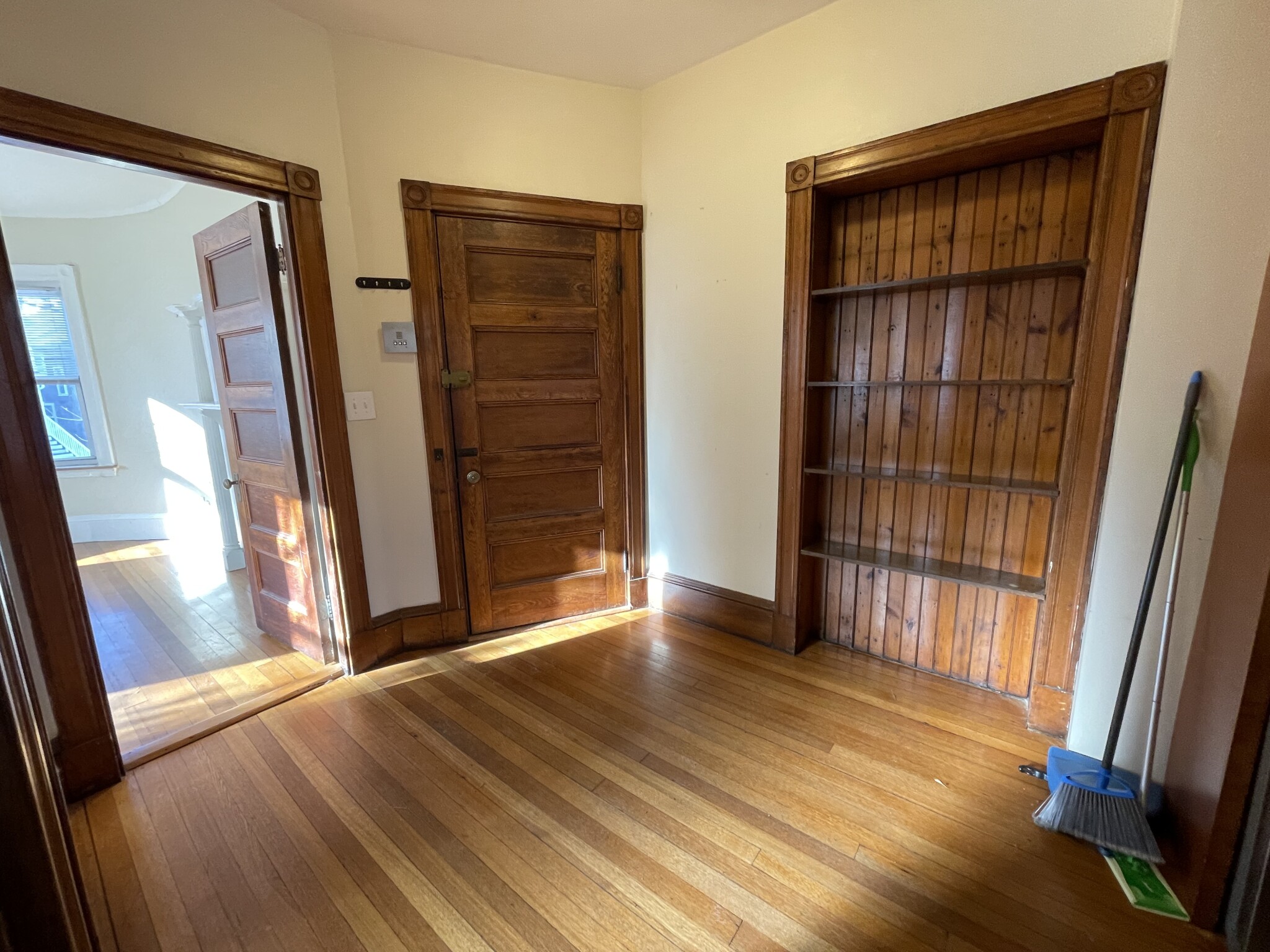 36 High St, Brookline Village