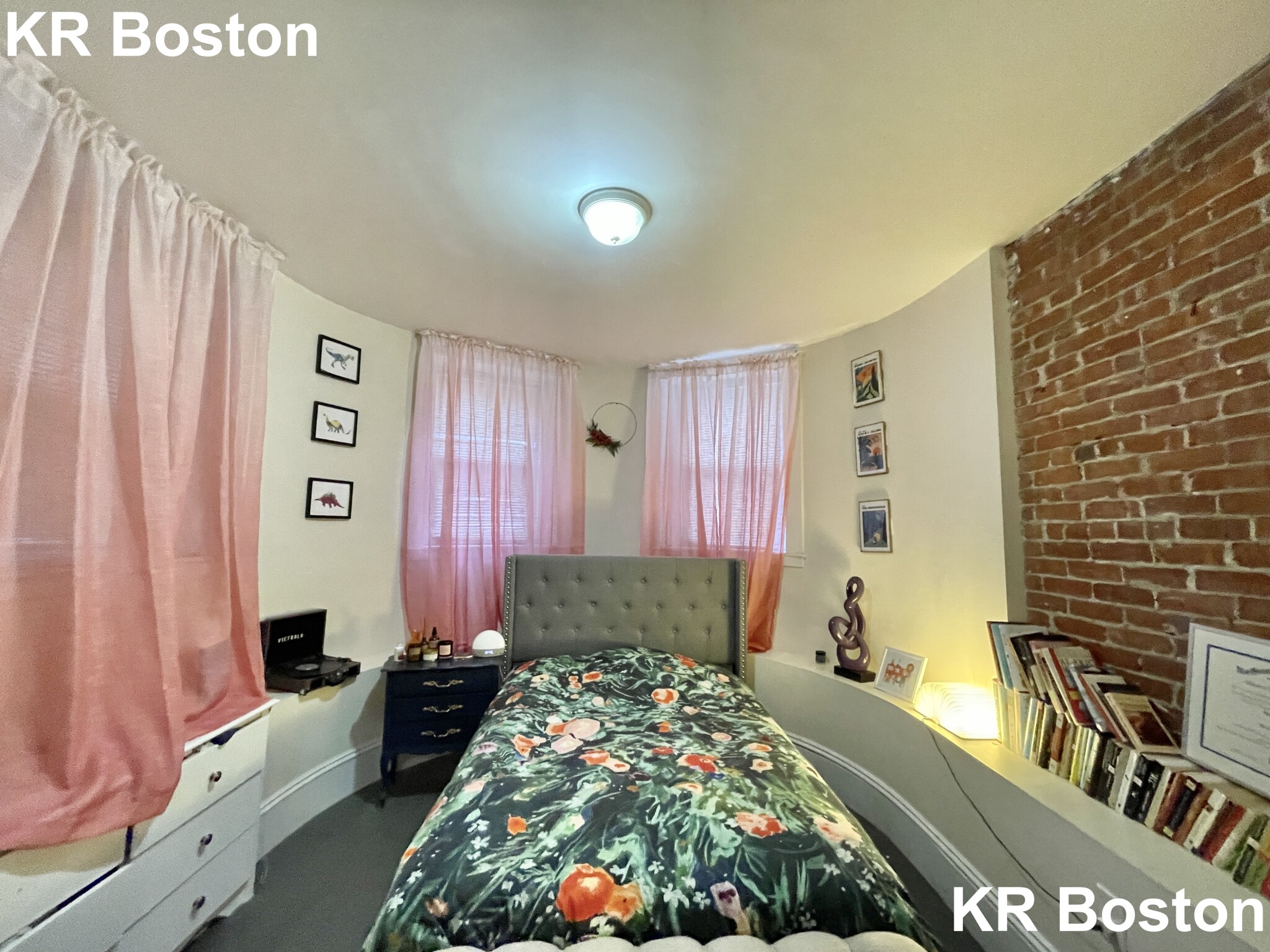 36 High St, Washington Square