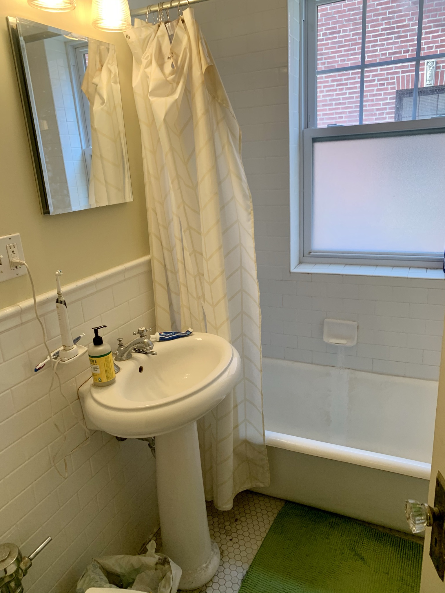 36 Linnaean St, Harvard Square