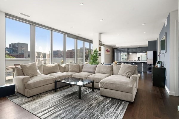 691 Massachusetts Ave, South End