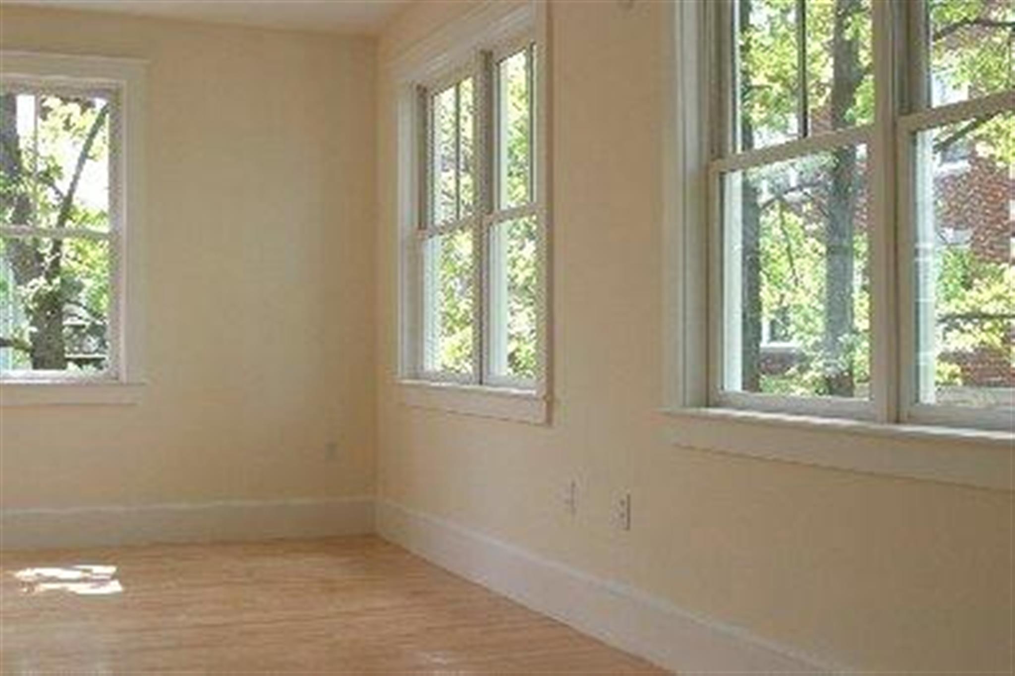 37 Chester St, Davis Square