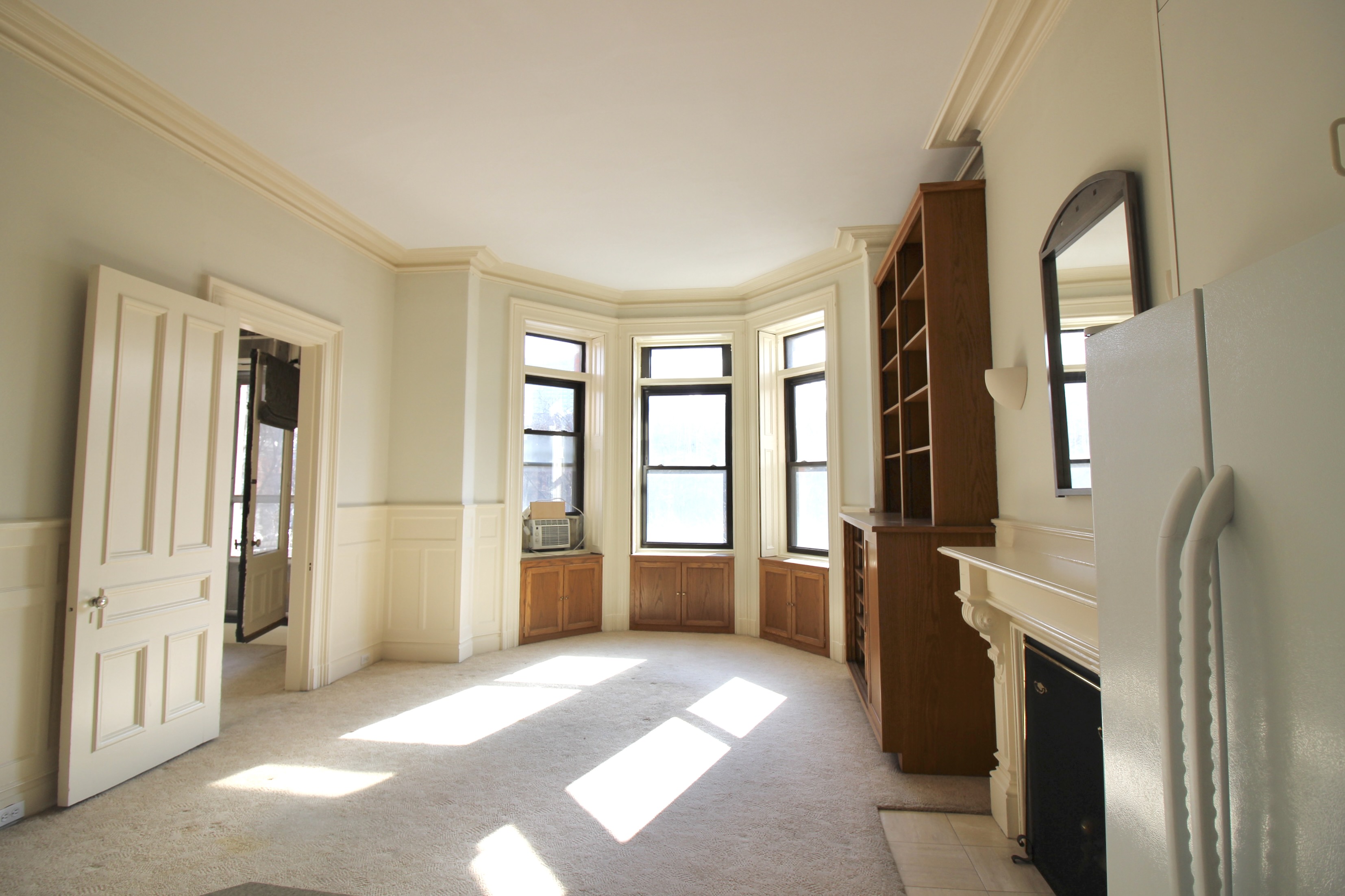 323 Commonwealth Ave, Back Bay