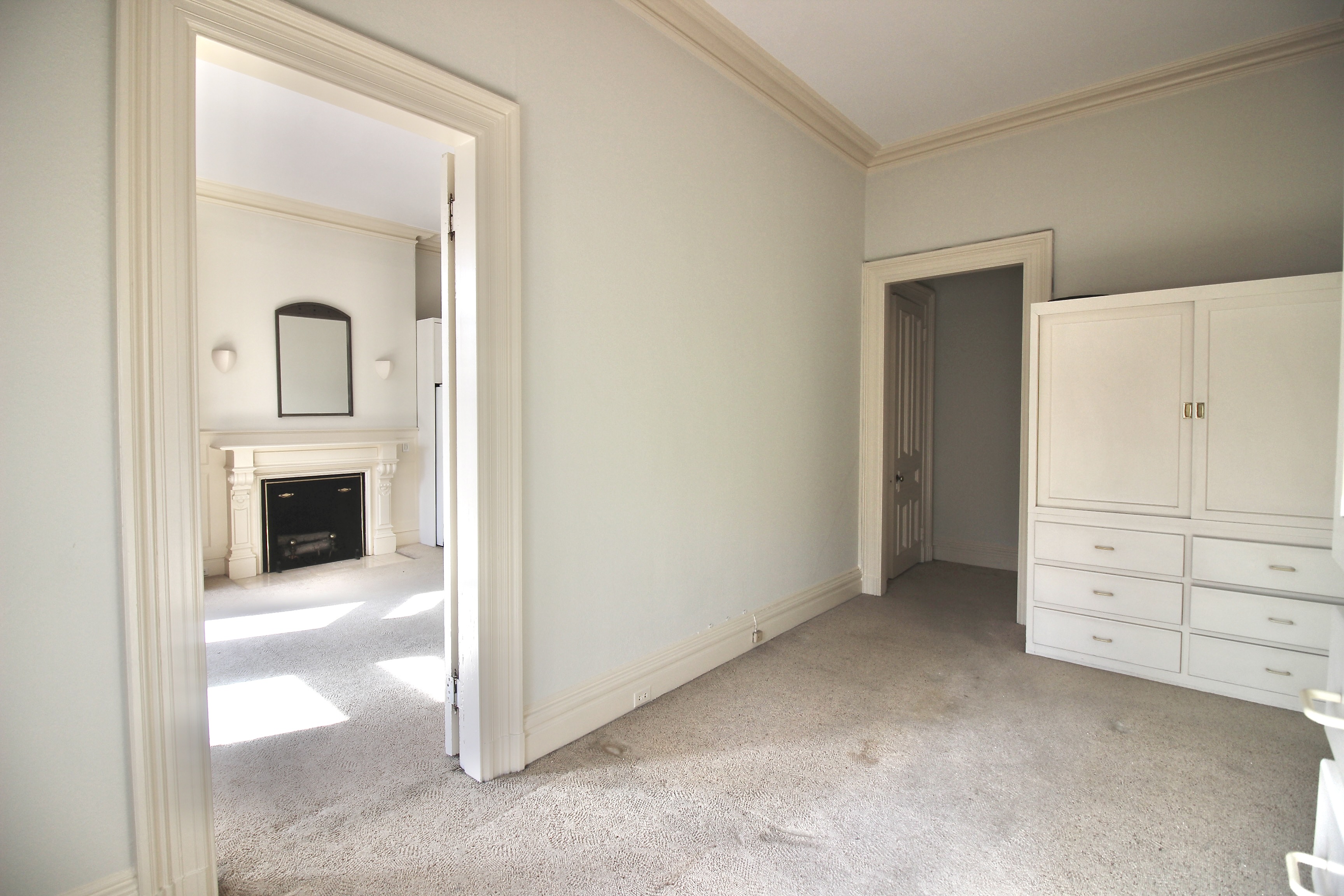 323 Commonwealth Ave, Back Bay