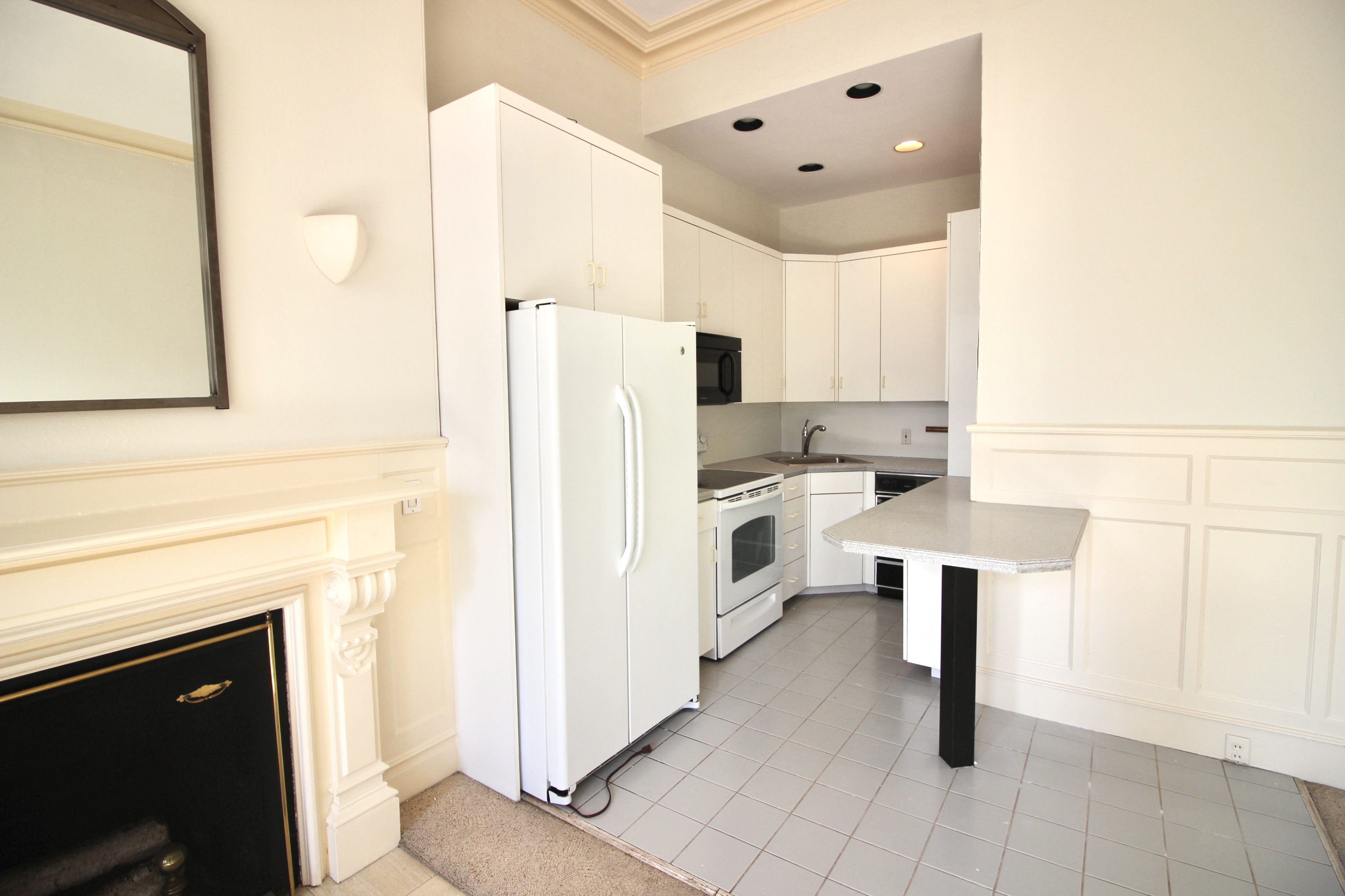 323 Commonwealth Ave, Back Bay