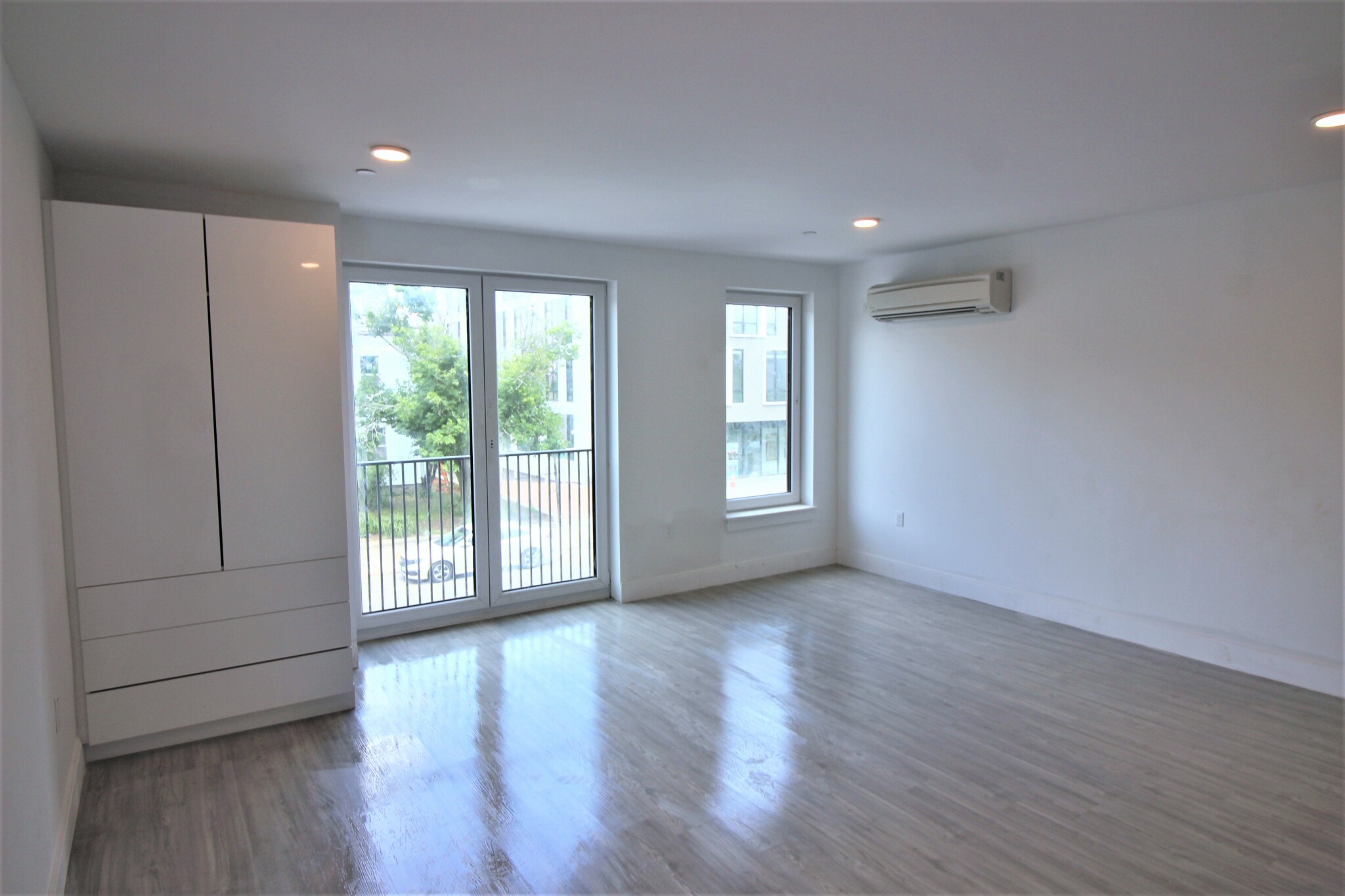 42 North Beacon St, Allston