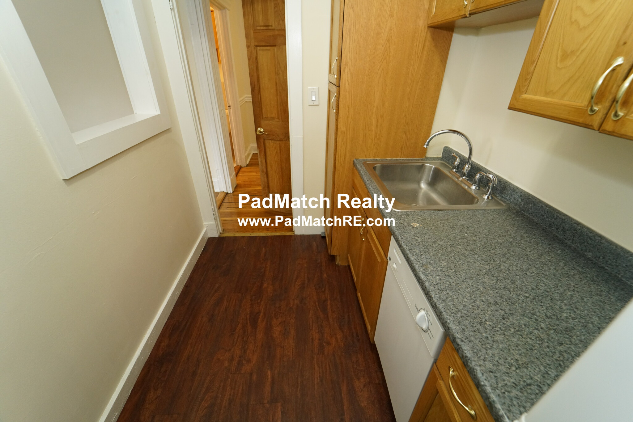 364 Riverway, Mission Hill