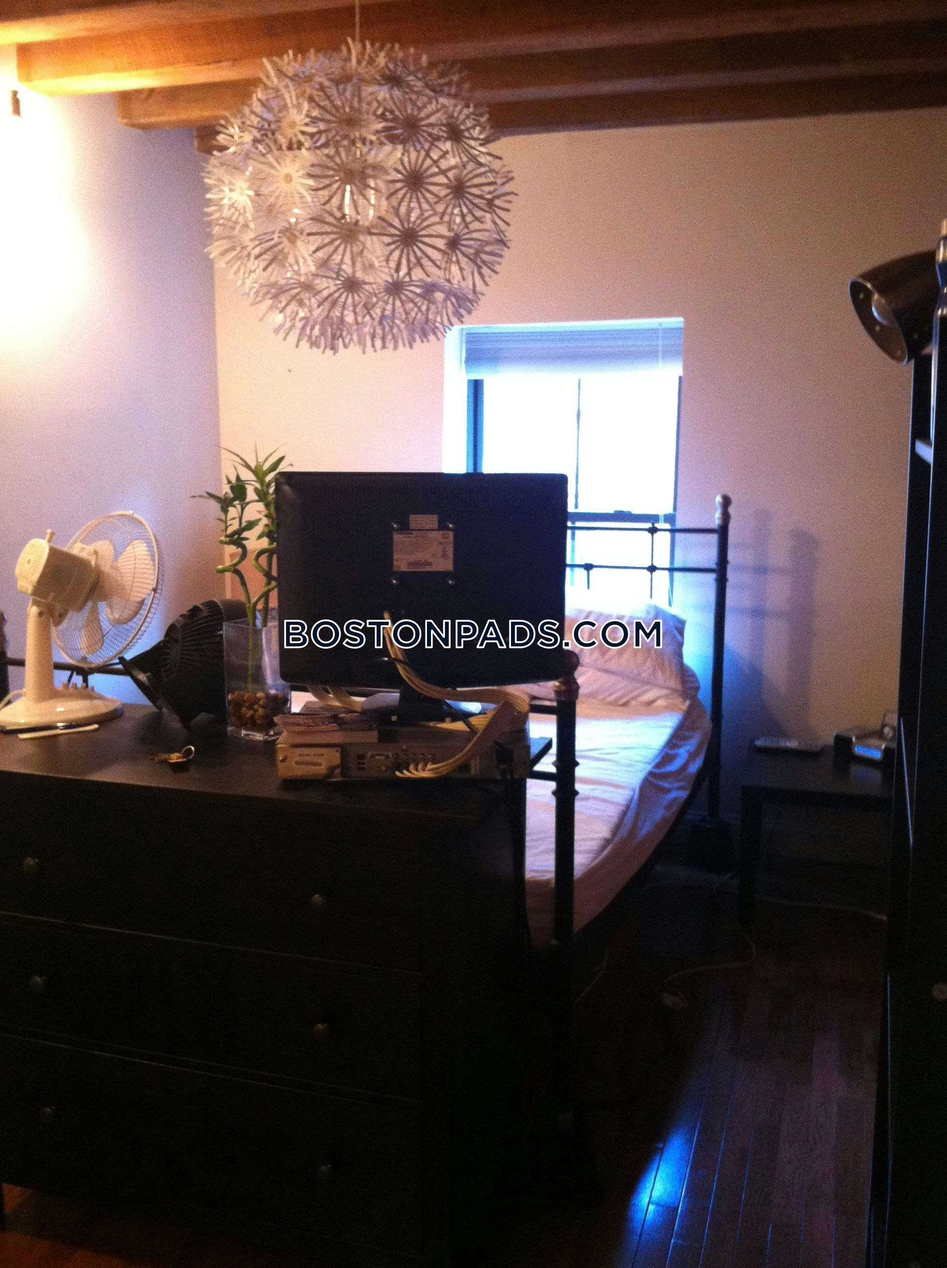 99 Fulton St, North End