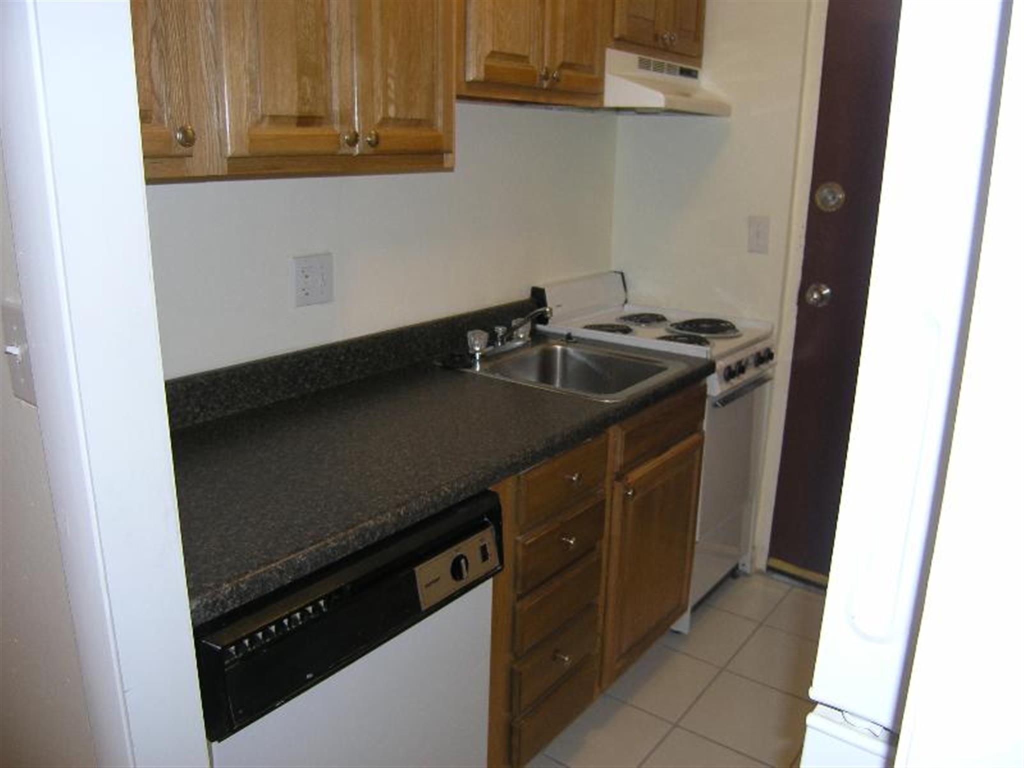 80 Highland Ave, Prospect Hill