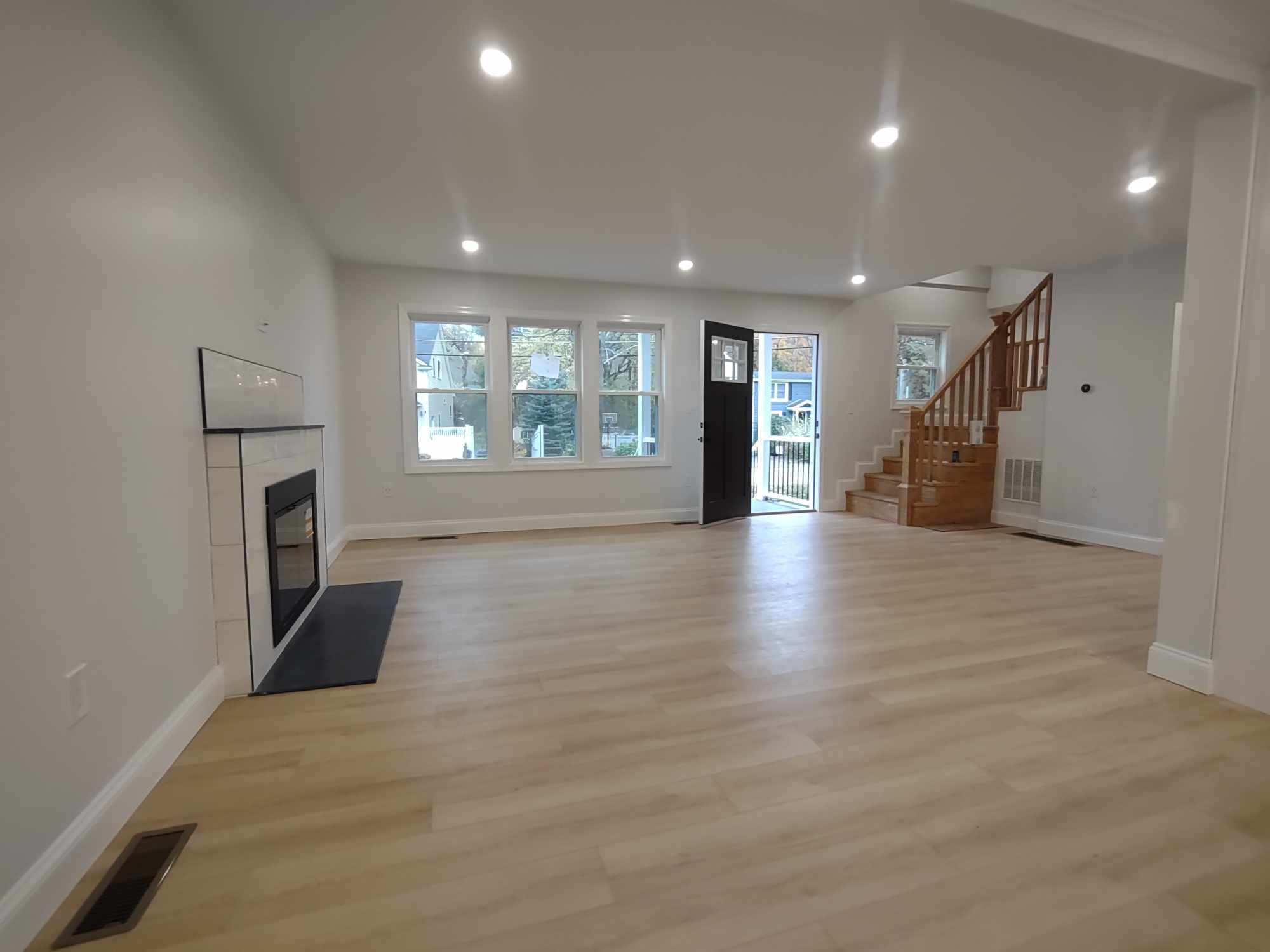 76 Lexington St, Burlington