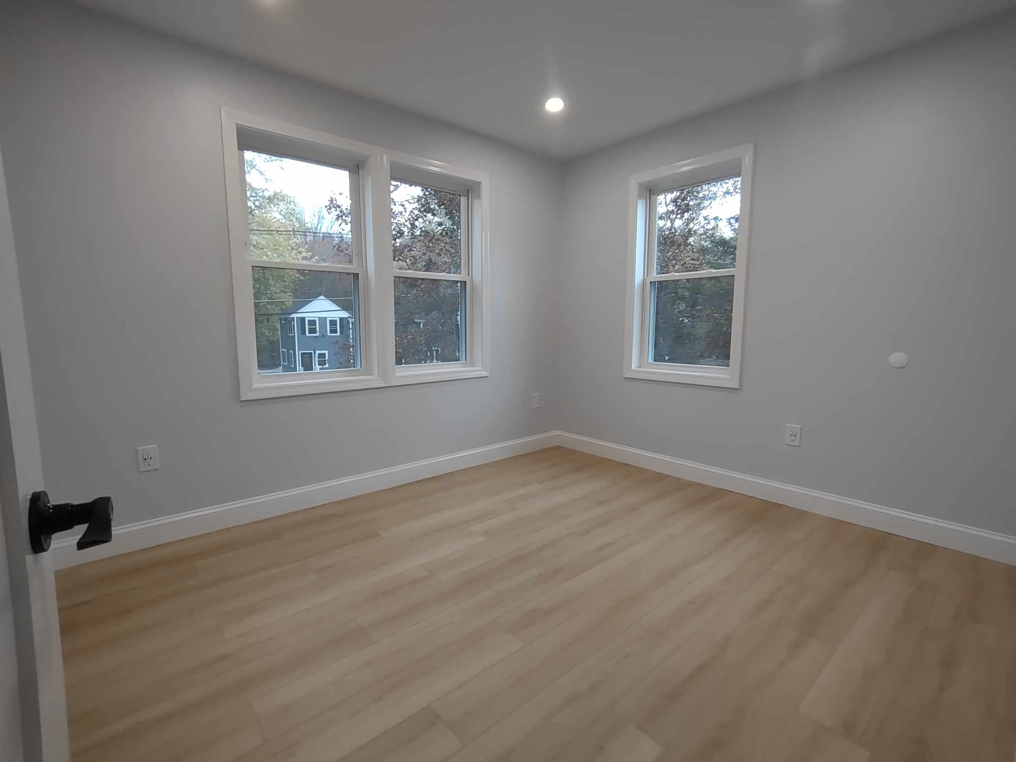 76 Lexington St, Burlington