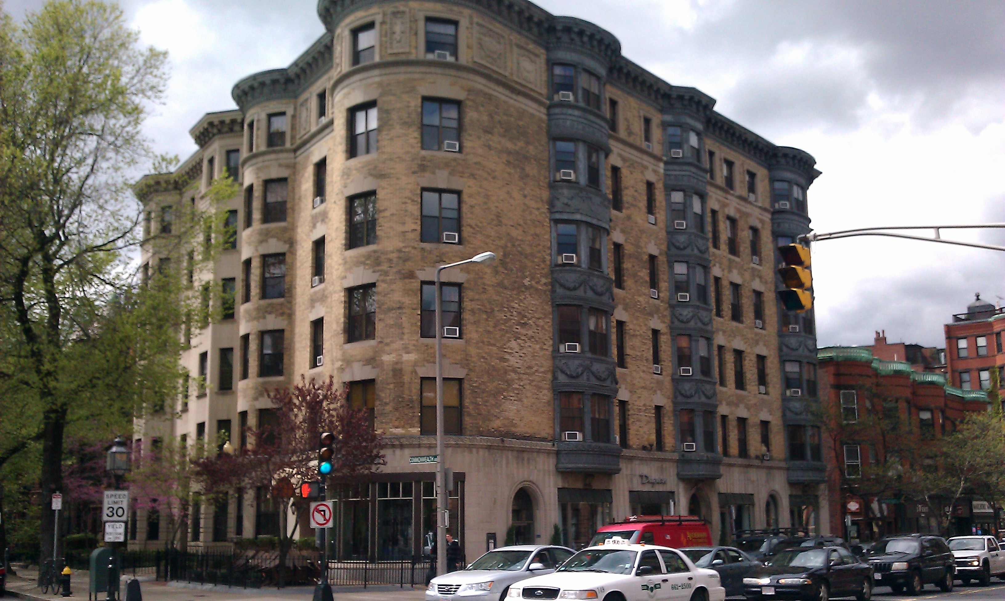 371 Commonwealth Ave, Back Bay