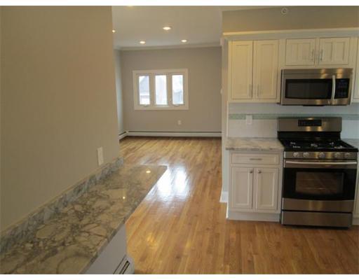 43 Rogers St, South Boston