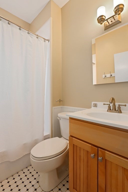 371 Harvard St, Harvard Square