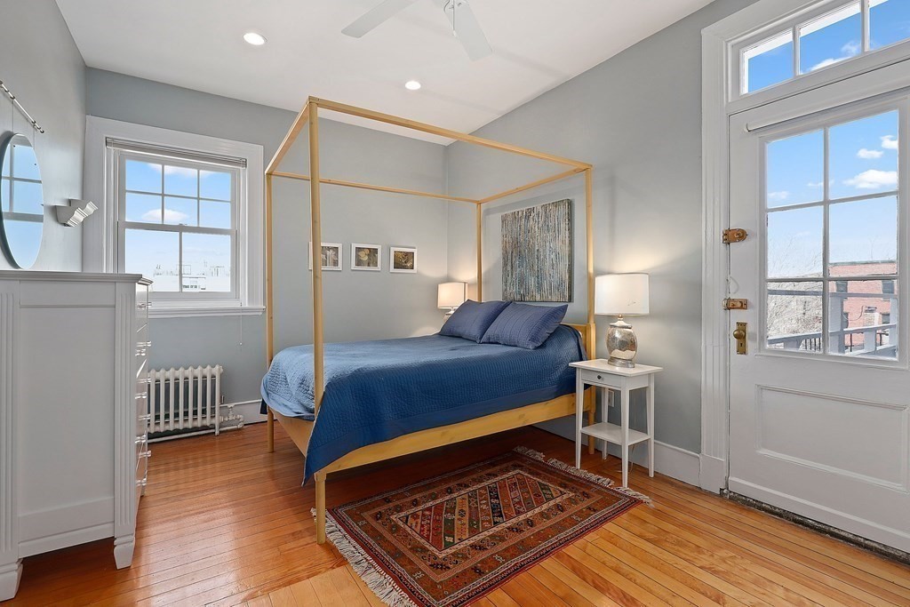 371 Harvard St, Harvard Square