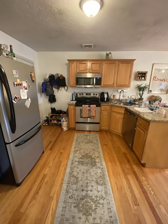 372 Athens St, South Boston