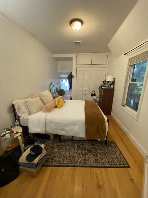 372 Athens St, South Boston