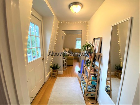 1 Mead St, Davis Square