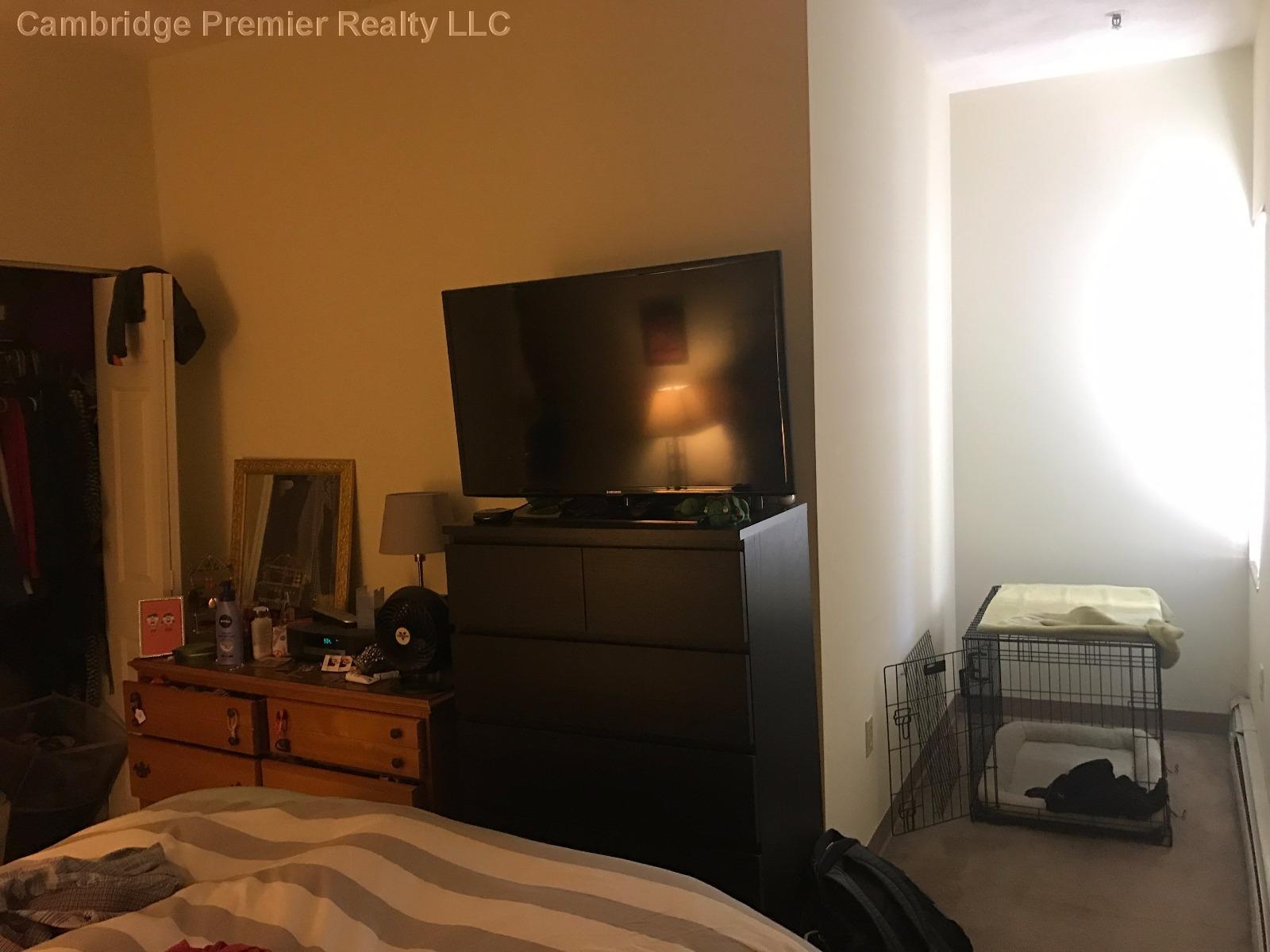 373 Highland Ave, Davis Square