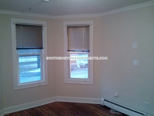 1326 Columbia Rd, South Boston