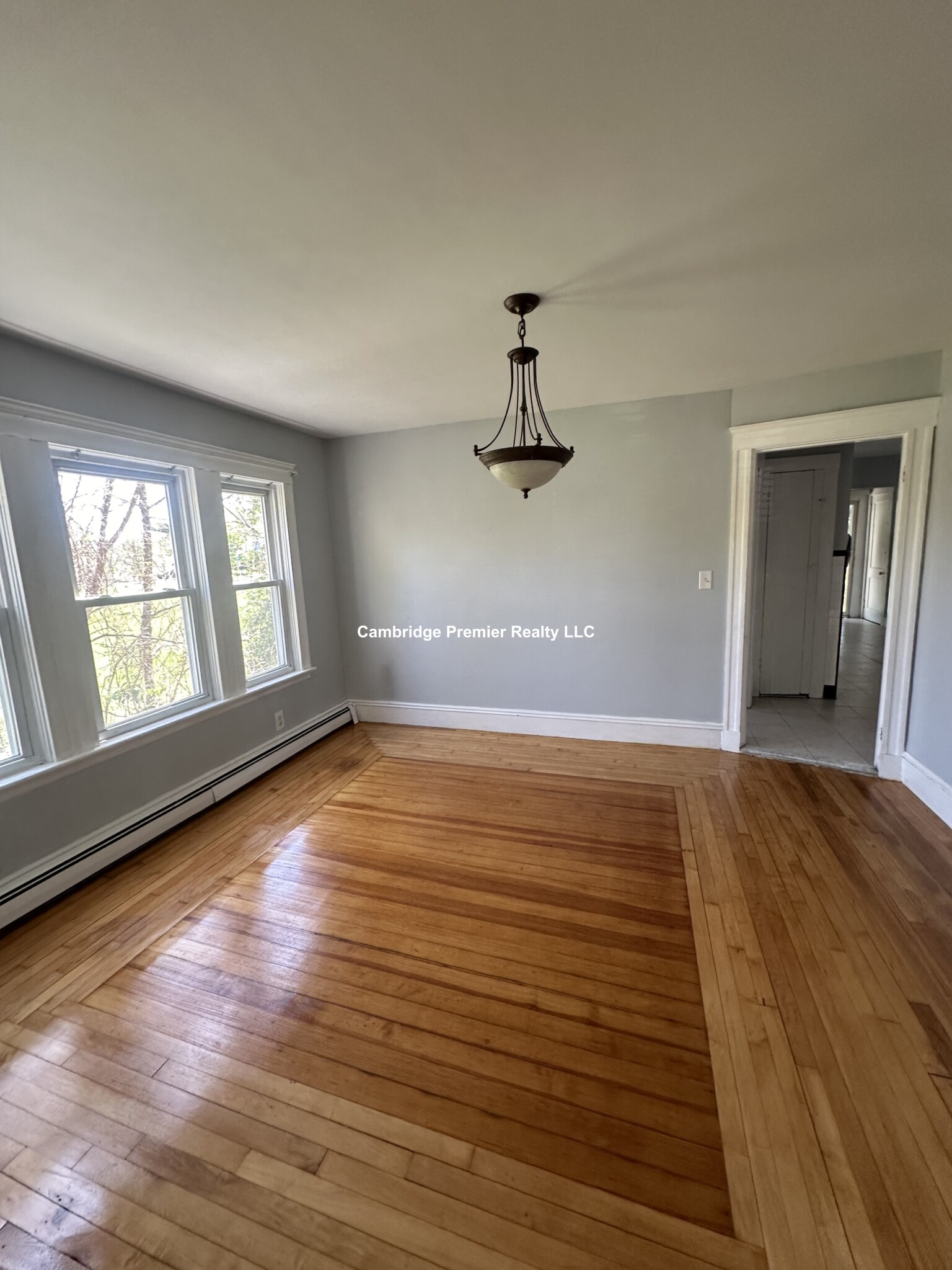 376 Fellsway West, Medford