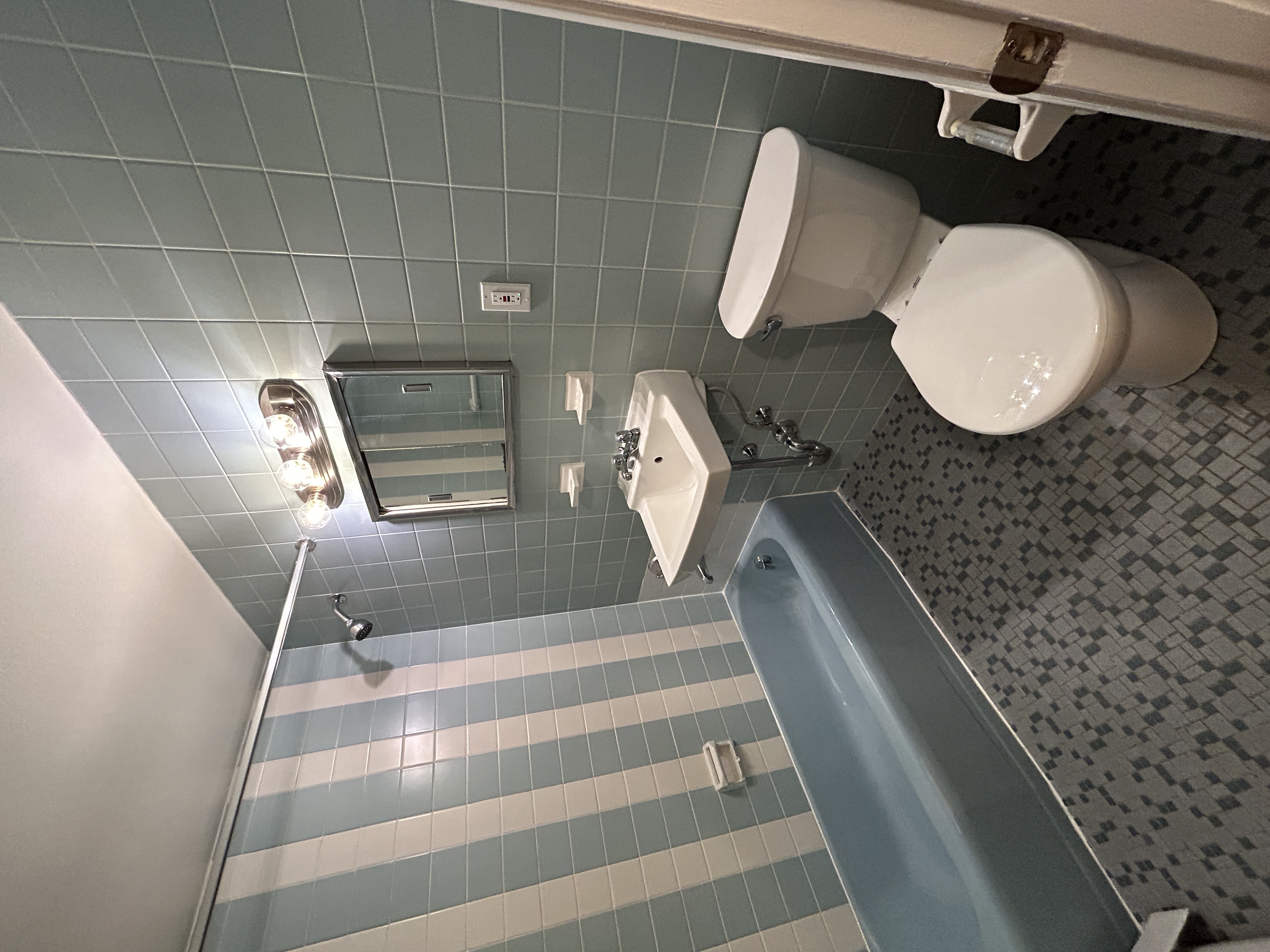 2018 Commonwealth Ave, Brighton