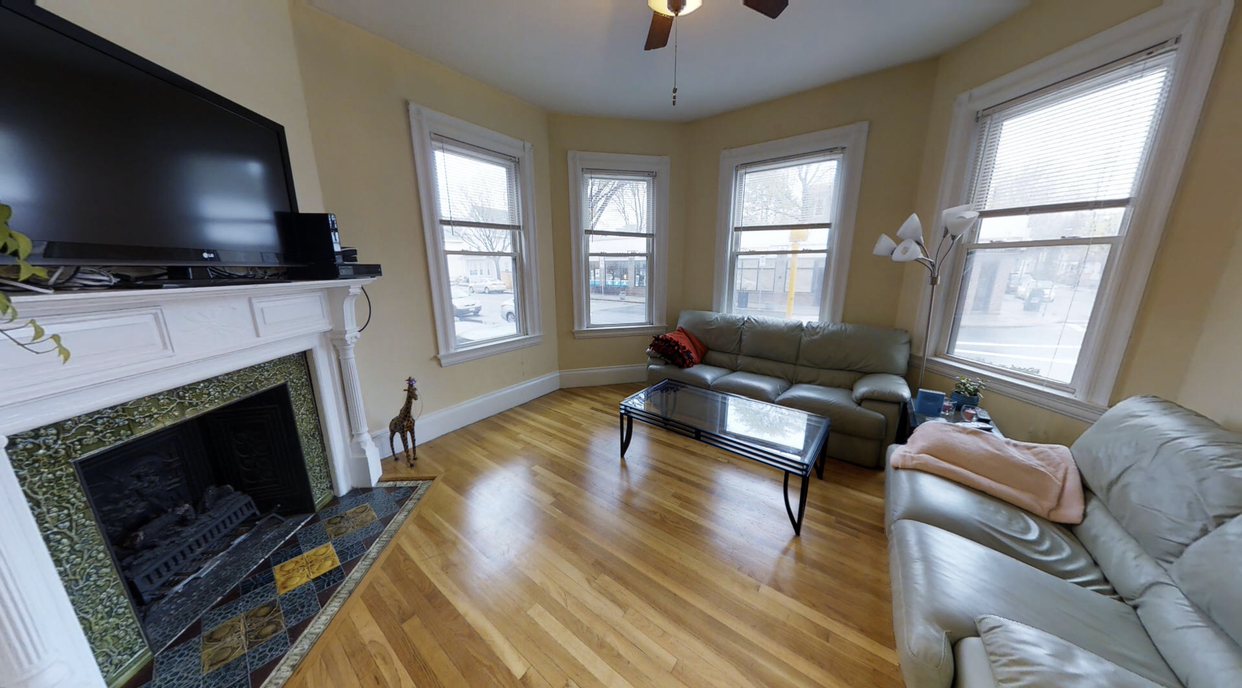 381 Highland Ave, Davis Square