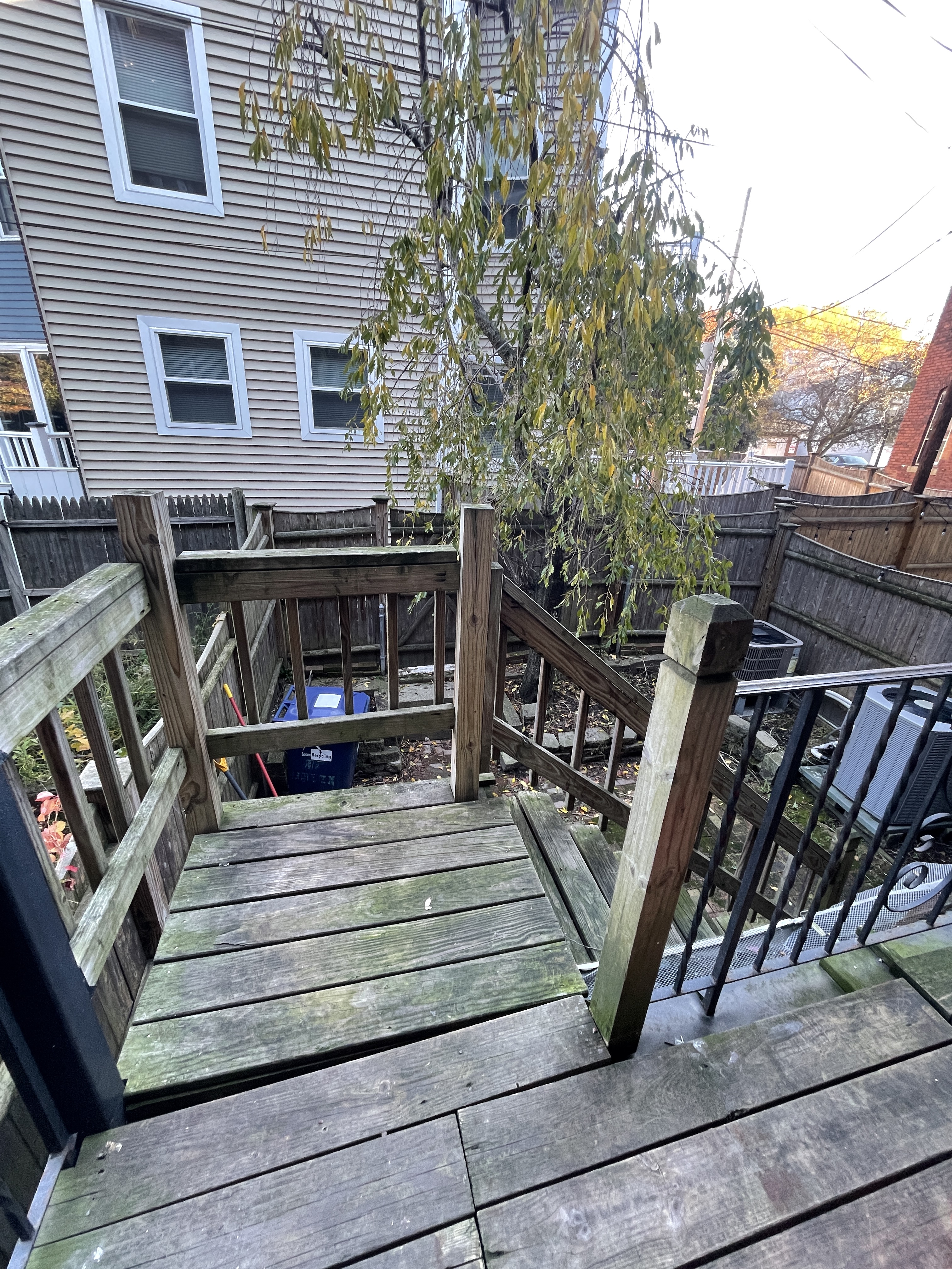 37 Essex St, Charlestown