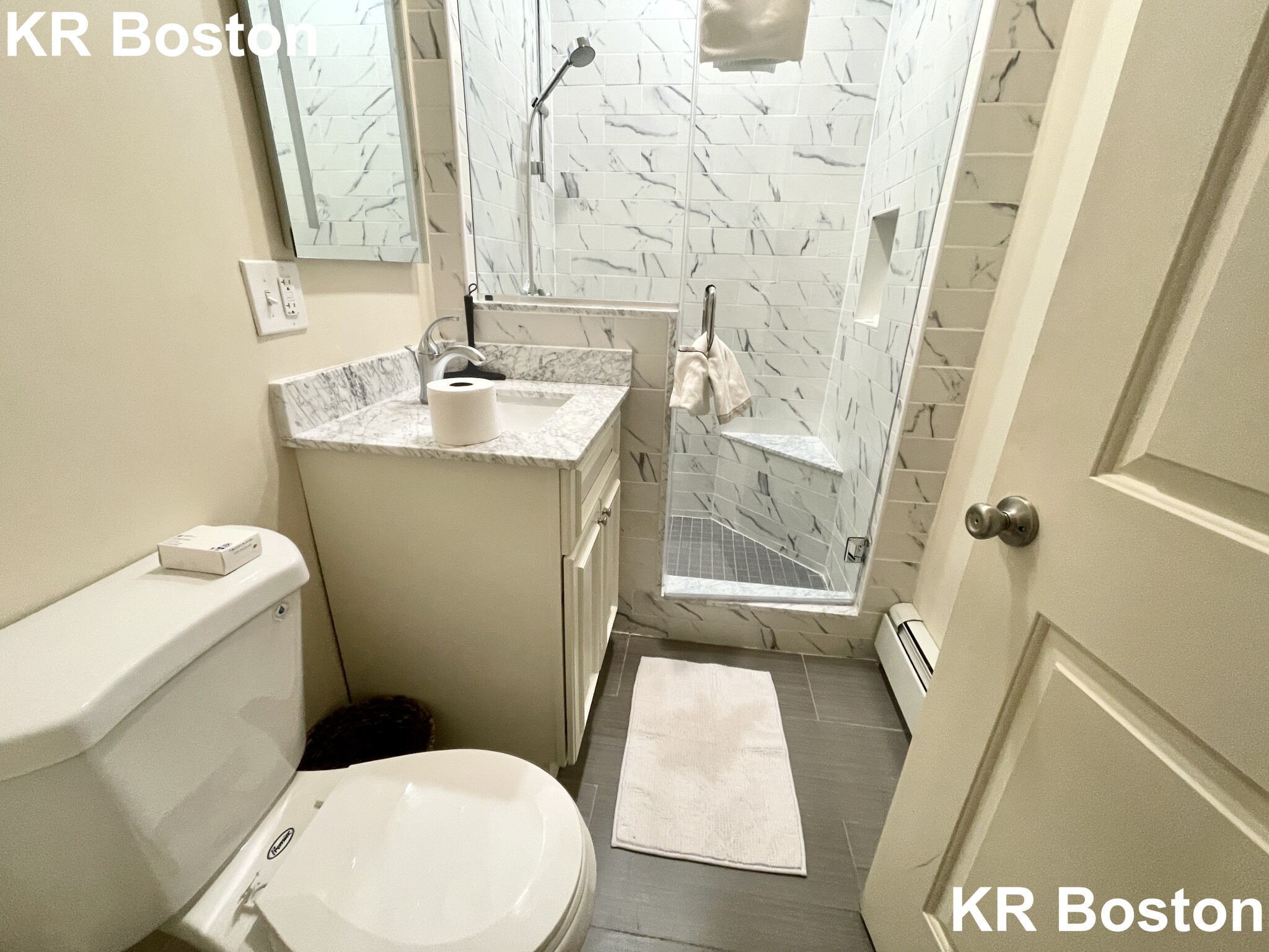 38 Babcock St, Longwood