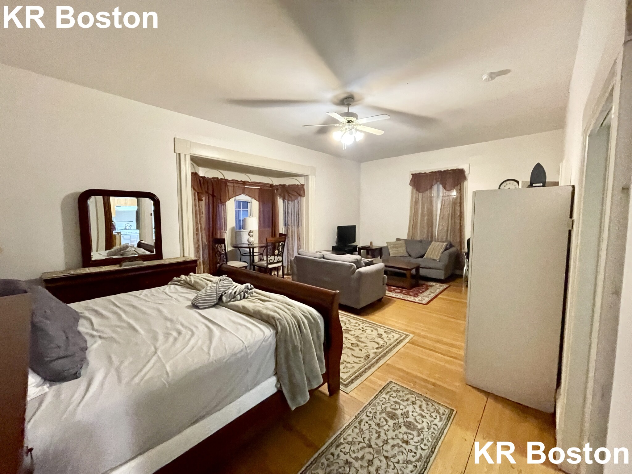 38 Babcock St, Longwood