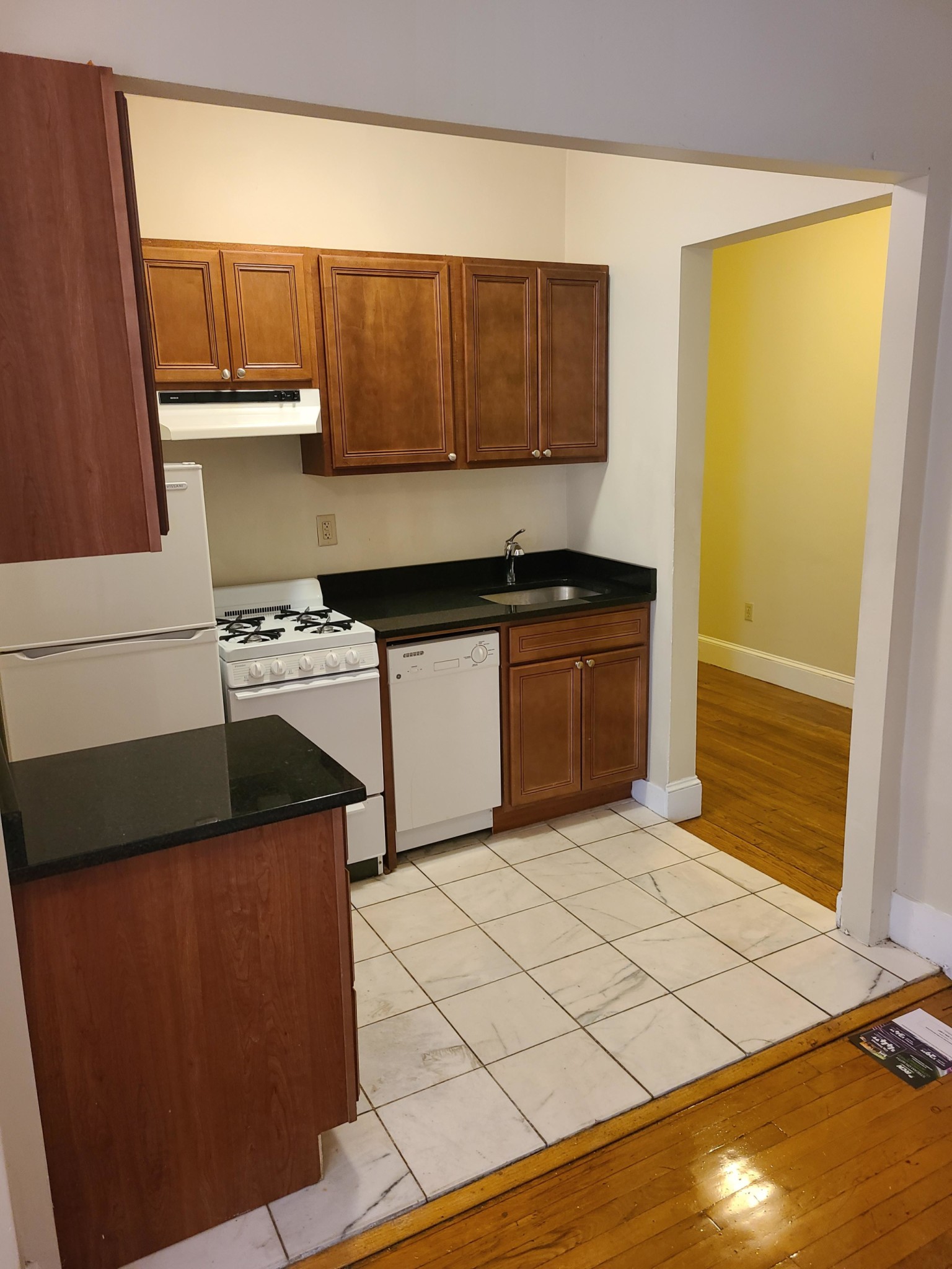 38 Hemenway St, Fenway