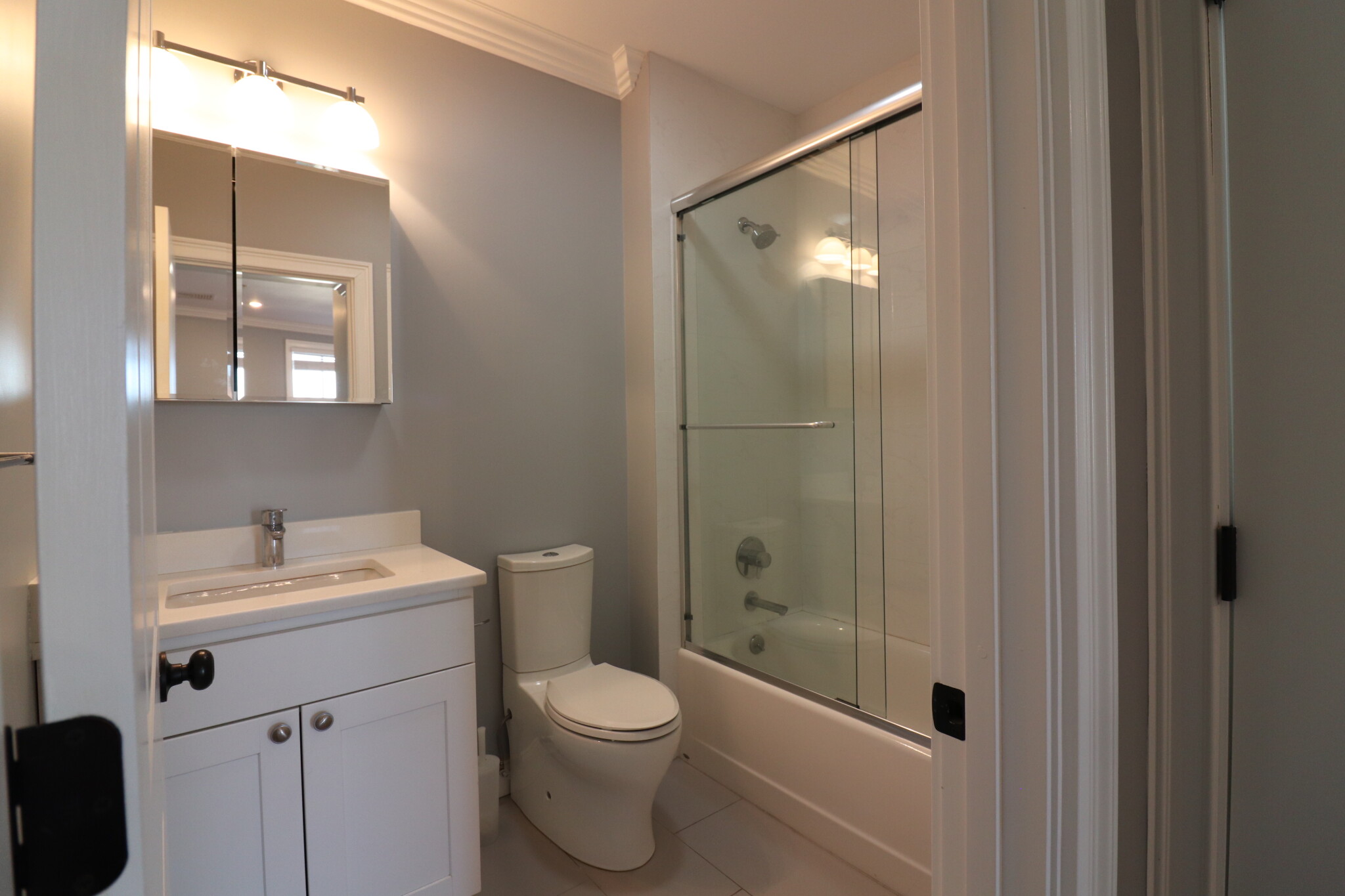 38 Hyde Park Ave, Jamaica Plain