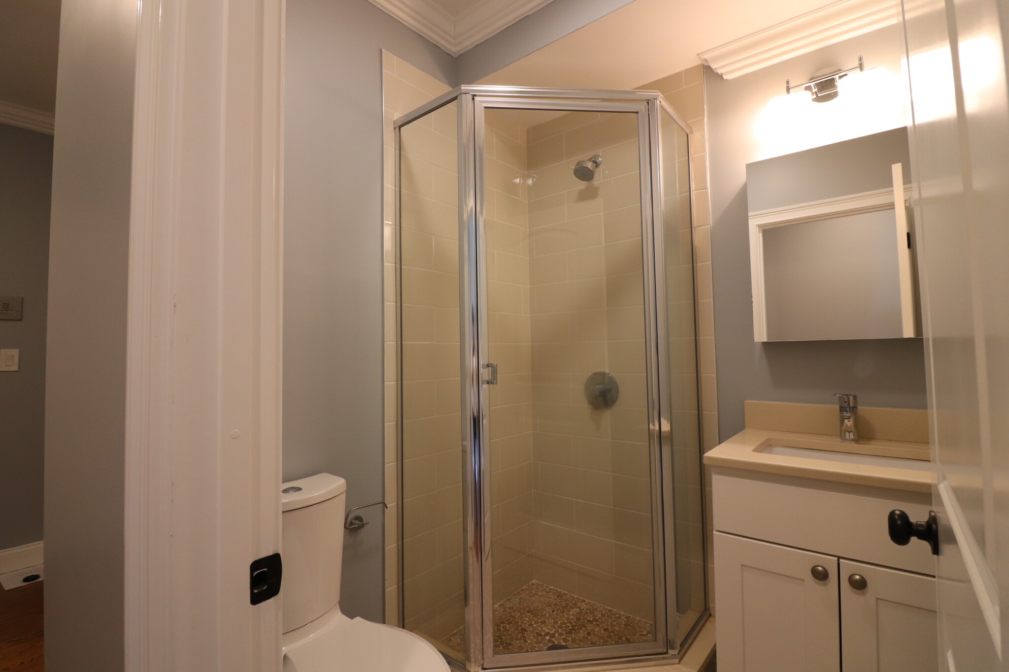 38 Hyde Park Ave, Jamaica Plain