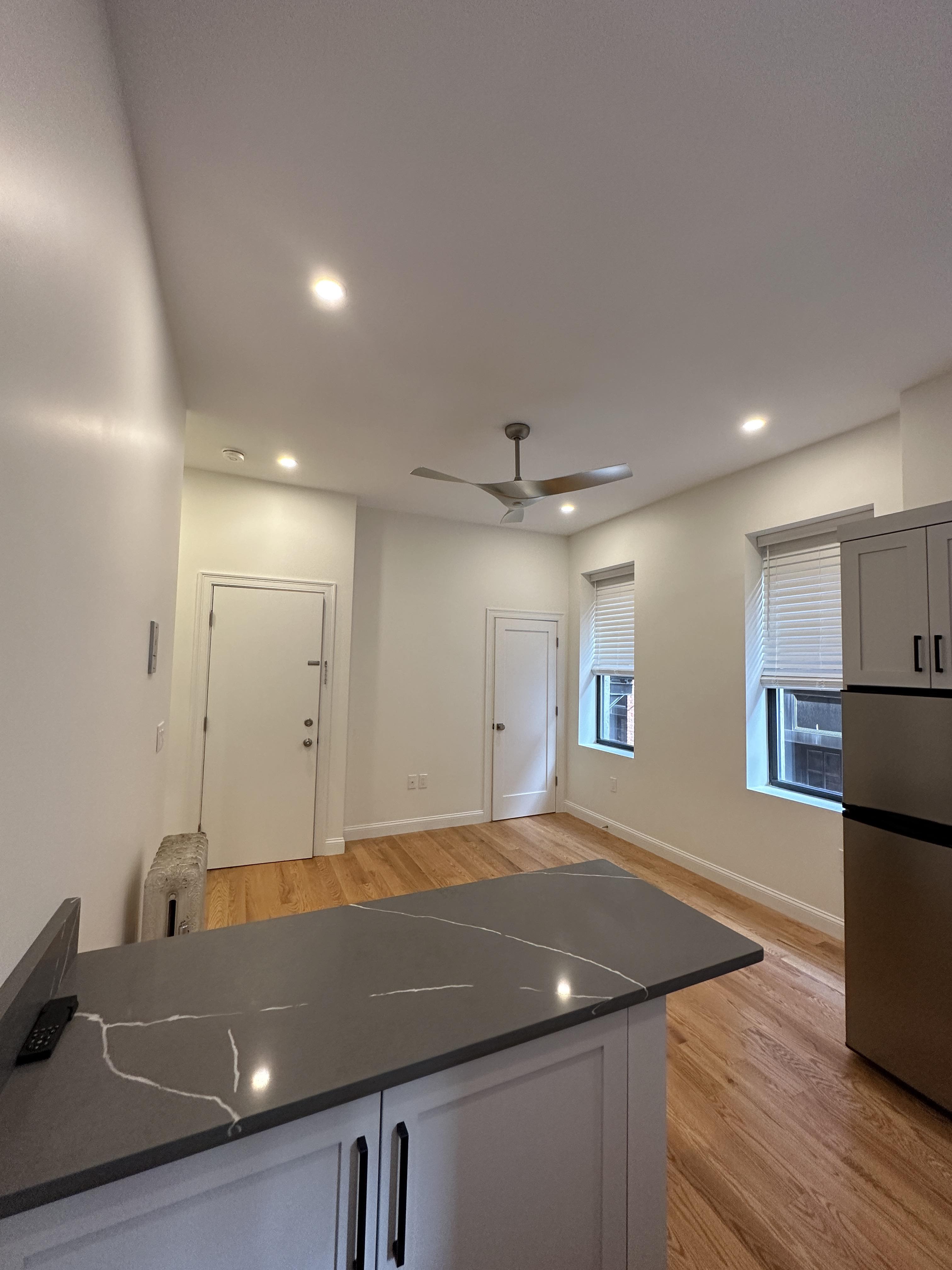 40 Saint Botolph St, Back Bay