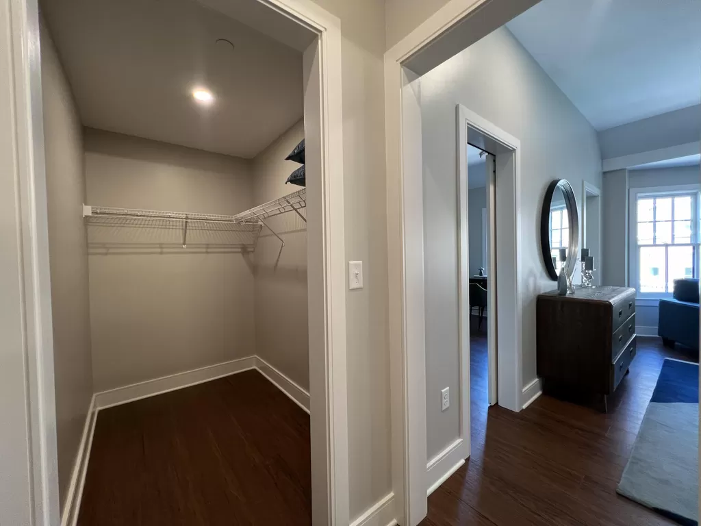 382 Harvard St, Mid-Cambridge