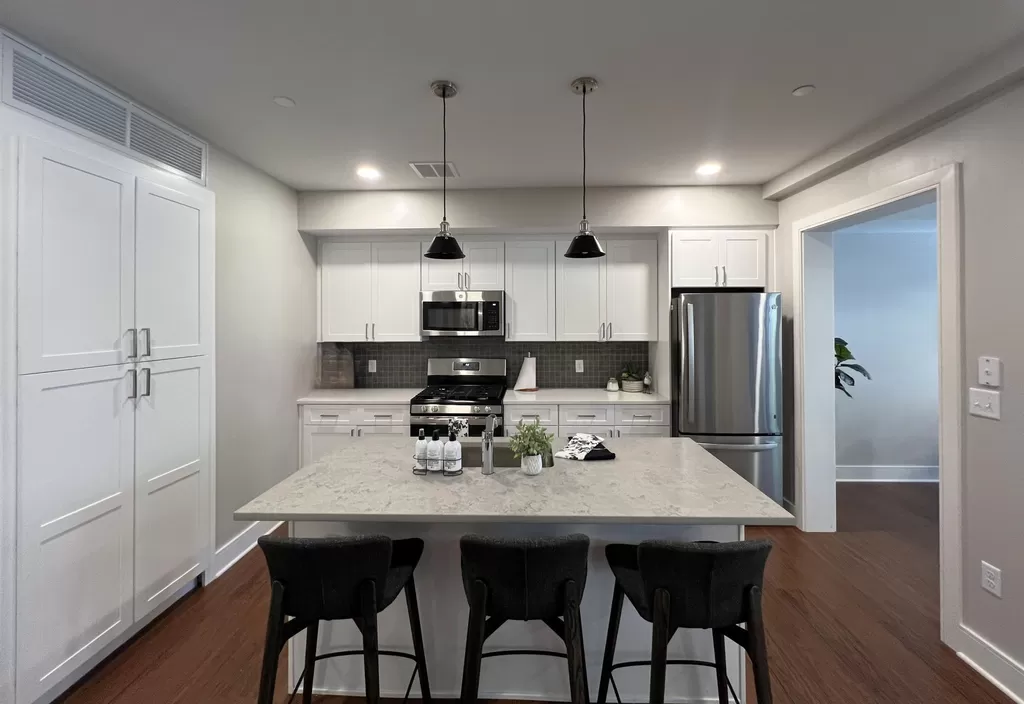 382 Harvard St, Mid-Cambridge