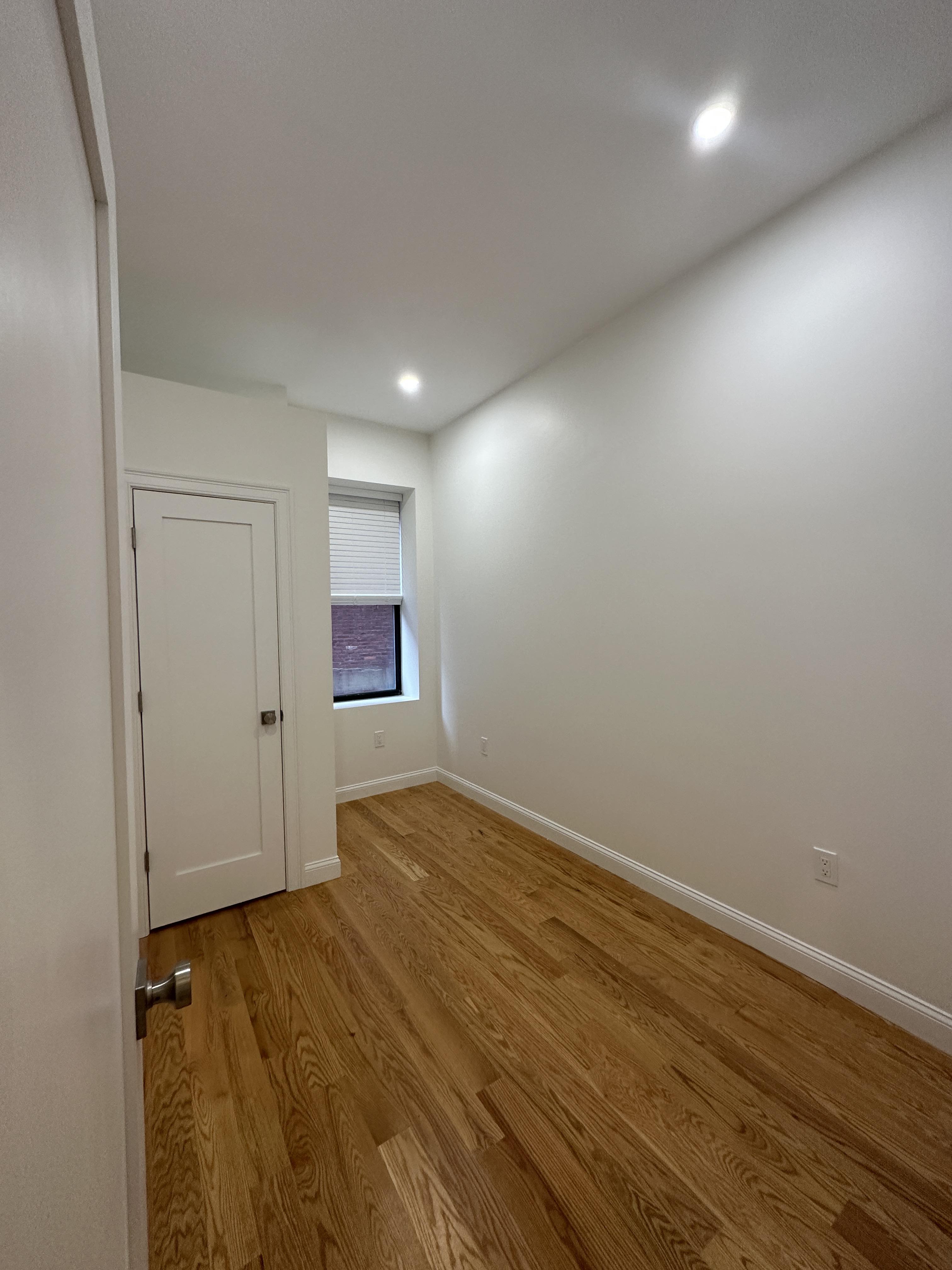 40 Saint Botolph St, Back Bay