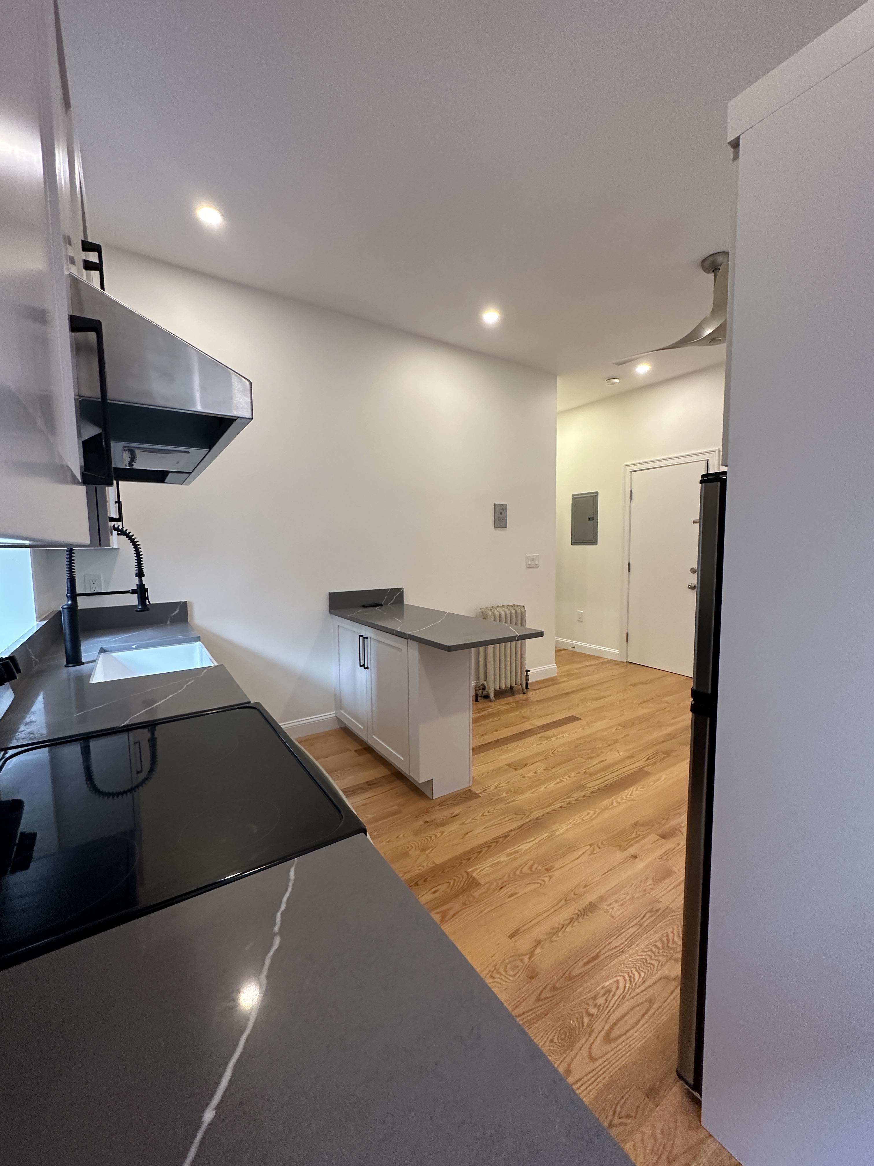 40 Saint Botolph St, Back Bay