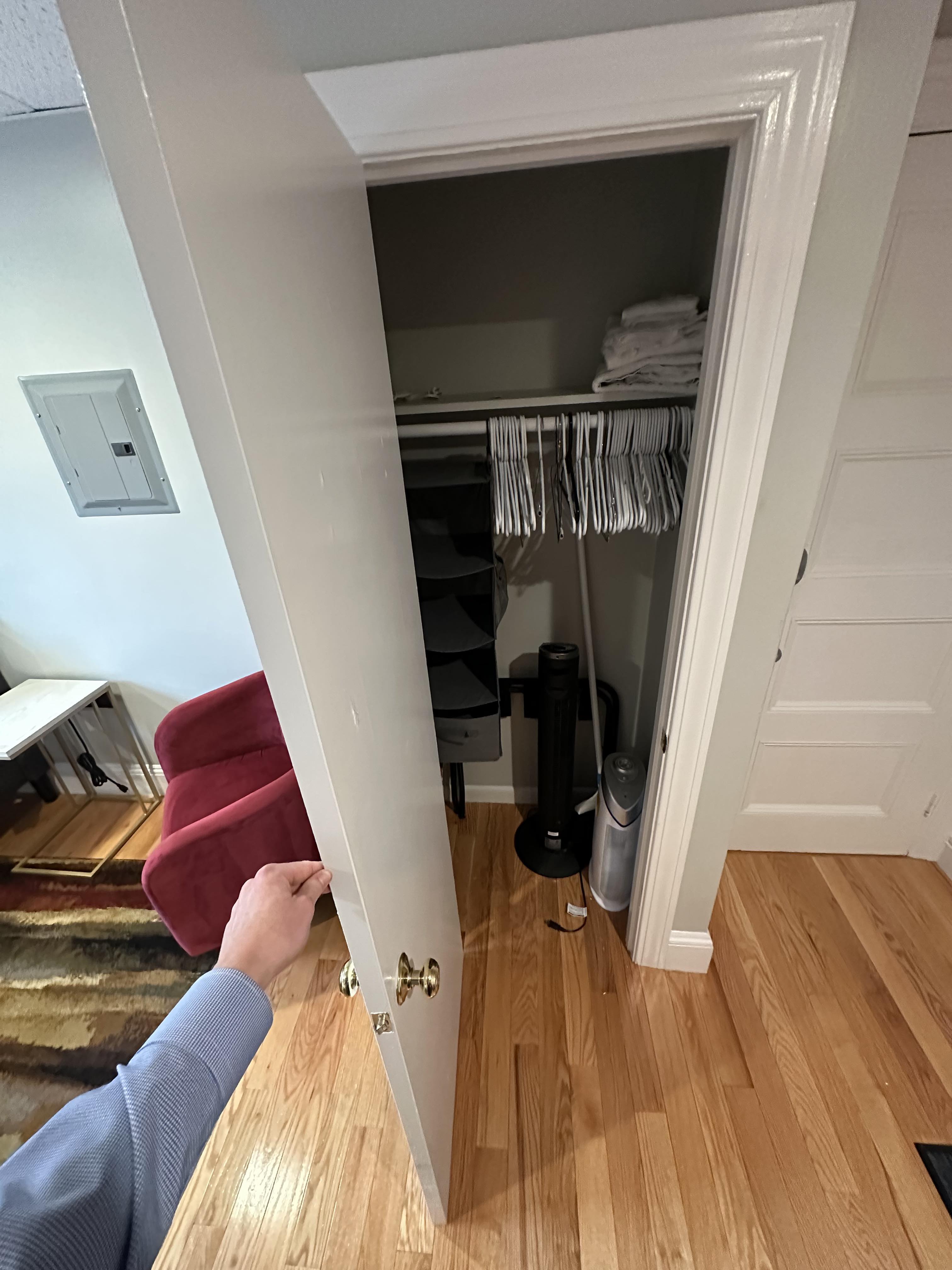 302 Newbury St, Back Bay