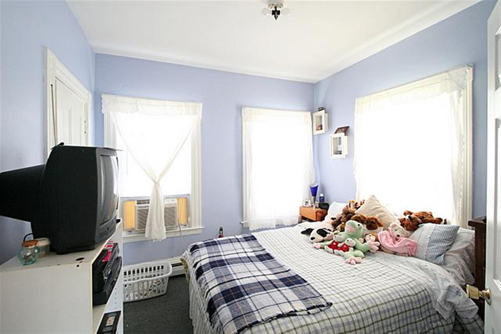 70 Spring St, East Cambridge