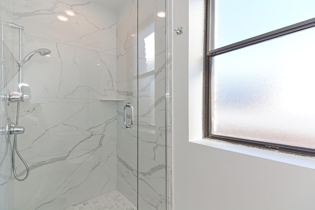 1674 Beacon St, Coolidge Corner