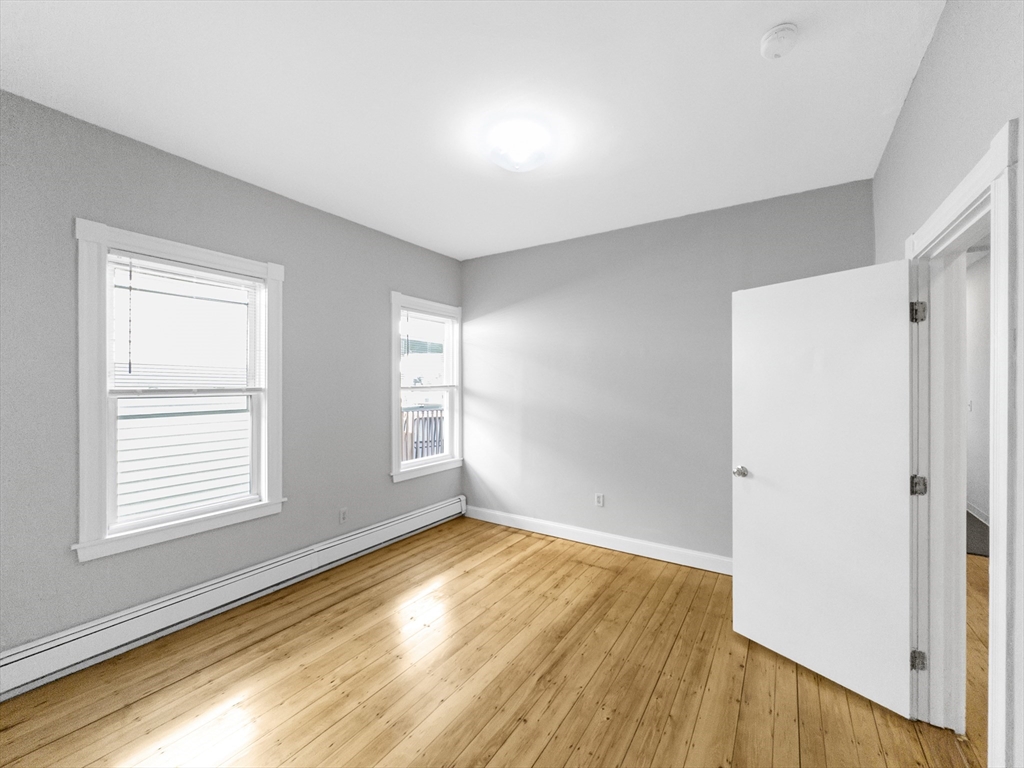 306 Centre St, Jamaica Plain