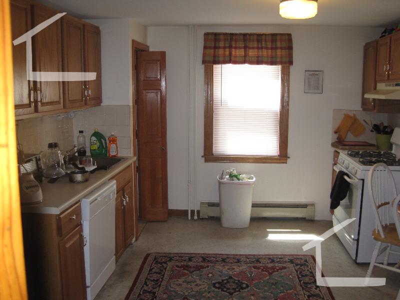 2 Oneil Pl, Brighton