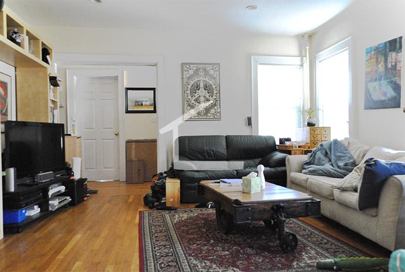 237 Everett St, Allston