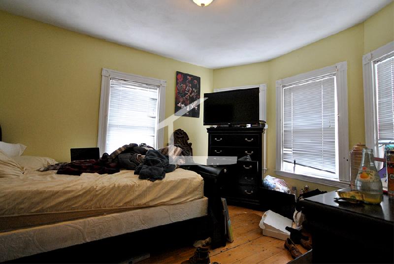 51 Riverdale St, Allston