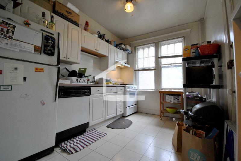 25 Mount Hood Rd, Brighton