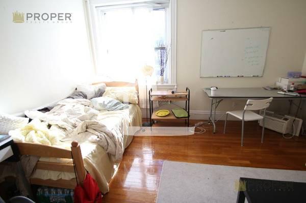 18 Euston St, Coolidge Corner