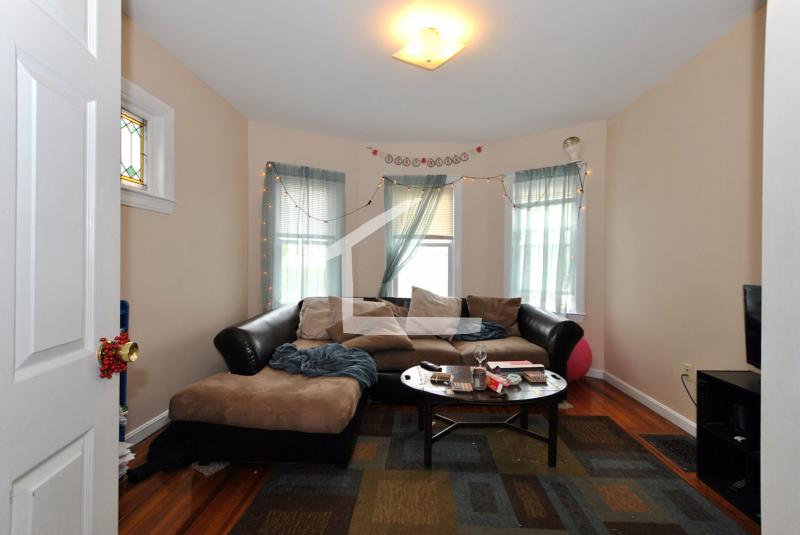 66 Brooks St, Brighton